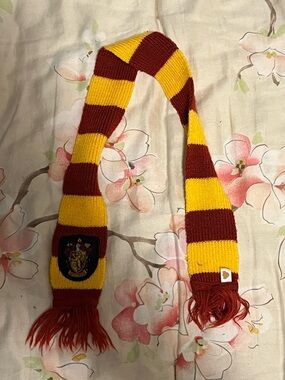 Build-A-Bear Workshop Accessory Harry Potter Gryffindor Scarf Burgundy & Yellow